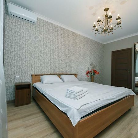 Apartmant In Kpi З Двома Спальнями 基輔 外观 照片