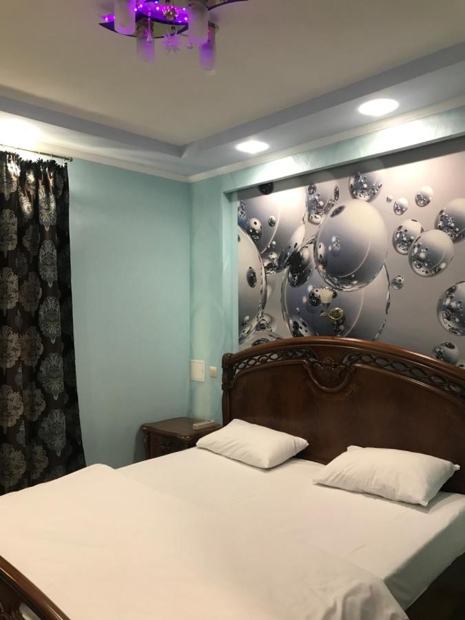Apartmant In Kpi З Двома Спальнями 基輔 外观 照片