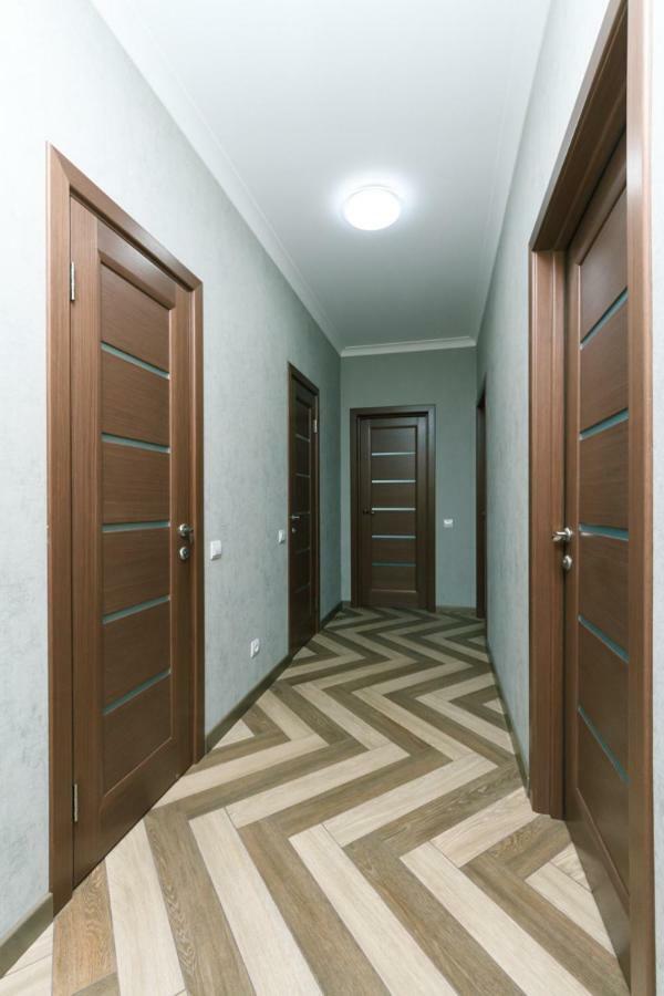Apartmant In Kpi З Двома Спальнями 基輔 外观 照片