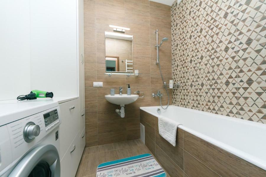 Apartmant In Kpi З Двома Спальнями 基輔 外观 照片